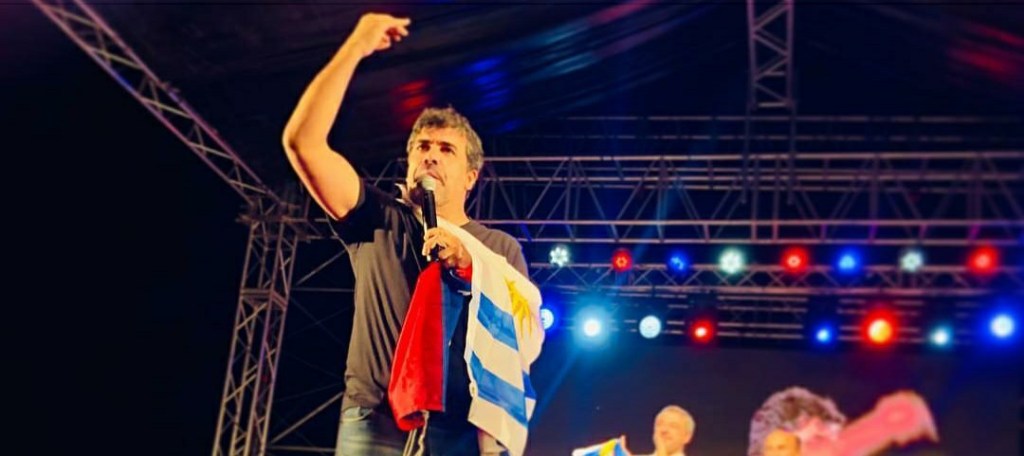 Andrade quiere debatir durante la&nbsp;campaña.