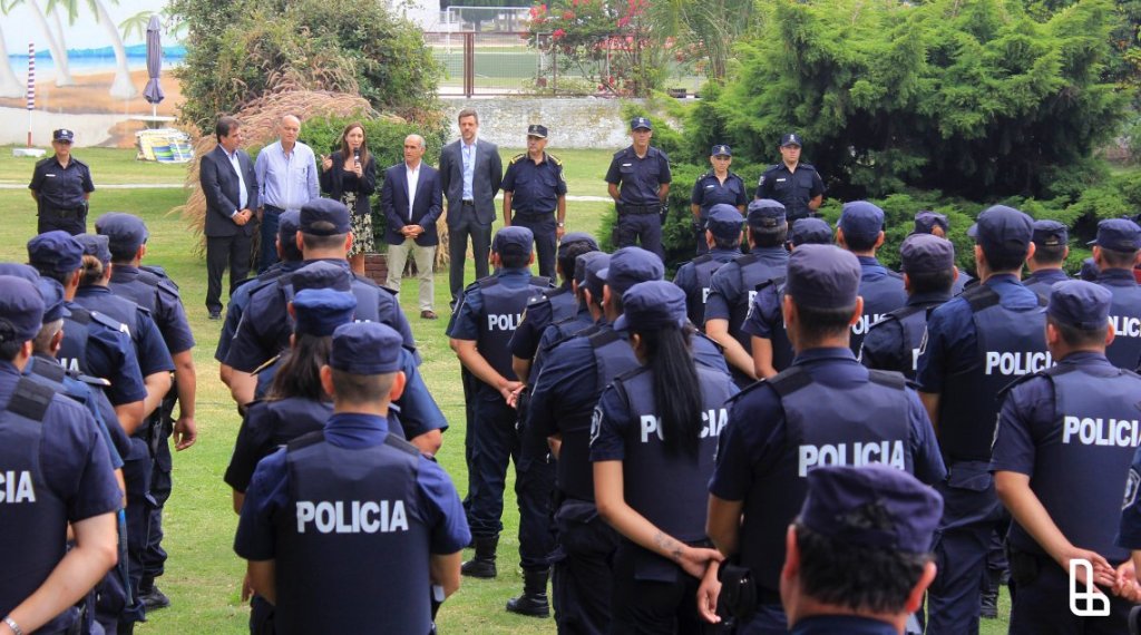 Argentina: Dos policías se tirotearon por error en Lincoln: uno murió y el otro está&nbsp;herido