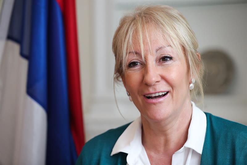 “Si soy presidenta buscaré  eliminar la Ley de&nbsp;Caducidad”