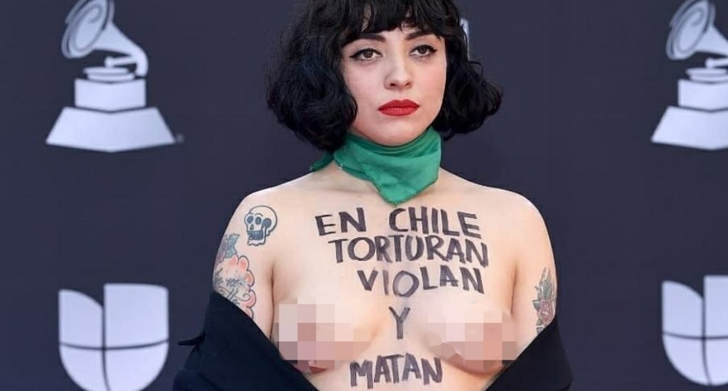 “En Chile torturan, violan y matan”, denunció Mon Laferte en los&nbsp;Grammy
