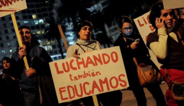 Ades definió parar el  12 de marzo y comienza la batalla por la defensa de la educación&nbsp;pública