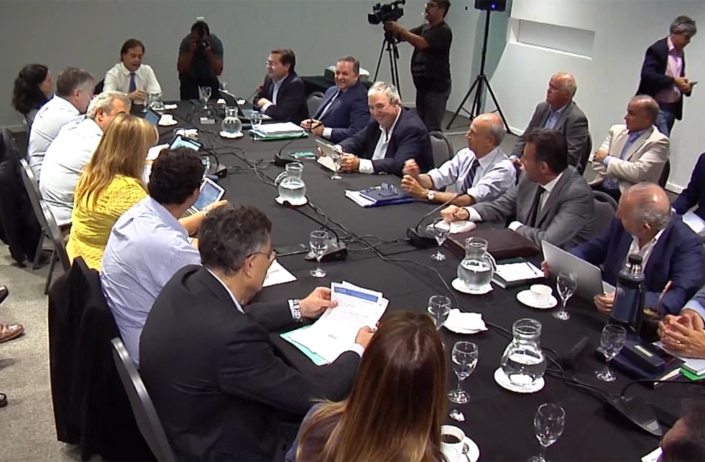 Ministros firman el lunes 16 la ley de urgencia con&nbsp;«cambios»