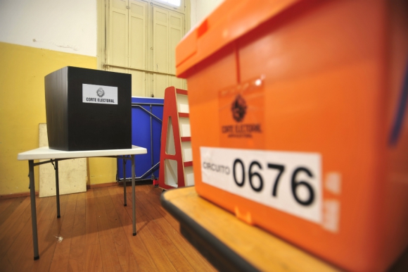 Por unanimidad, Senado autorizó a la Corte Electoral a posponer las elecciones&nbsp;departamentales