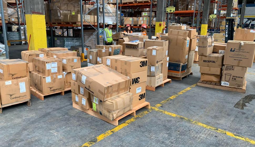 Nuevo contenedor con insumos médicos destapado en el&nbsp;Puerto