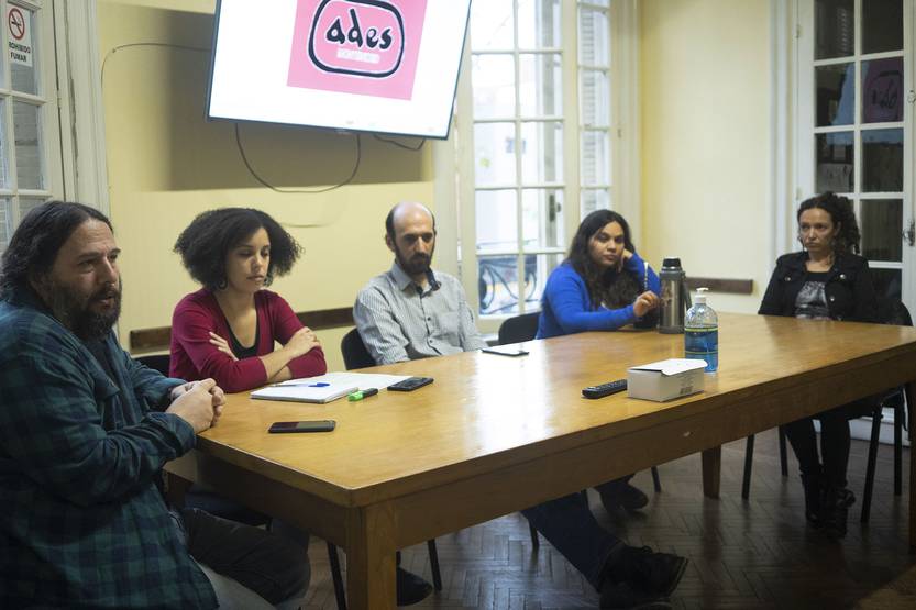 ADES presenta “Veinte razones para oponerse a la&nbsp;LUC”