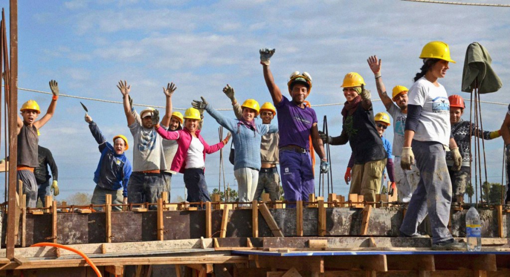 El gobierno decidió quitarle la posibilidad a 1000 familias de comenzar este año a construir su propia&nbsp;vivienda