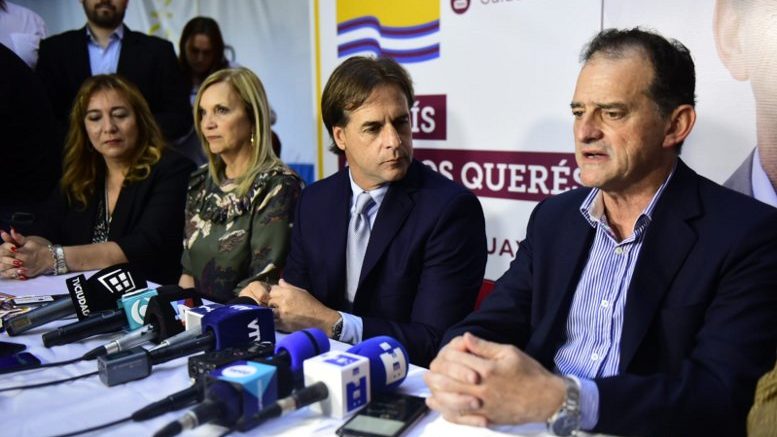 Vicepresidente de la ANP por Cabildo Abierto dijo que a Heber «le importan tres carajos los ciudadanos» , que Mieres es un «roedor» y que el Frente Amplio es «escoria» y que los comunistas debería «estar&nbsp;proscritos»