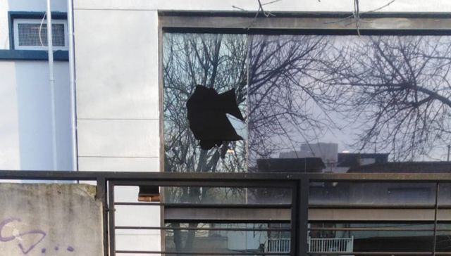 Atacaron con una molotov la sede del consorcio del ferrocarril&nbsp;central