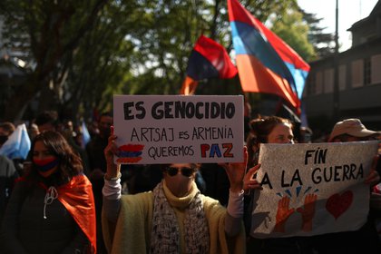 Artsaj es  una realidad histórica que Azerbaiján, Turquía e Israel se empeñan en destruir bajo la amenaza de un nuevo&nbsp;genocidio