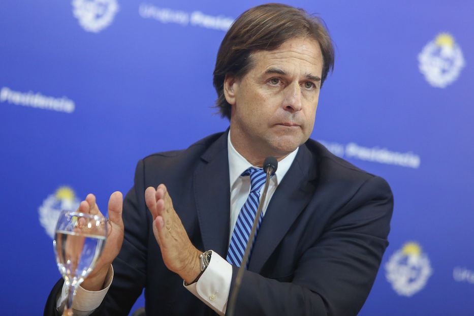 En Argentina afirman que Uruguay no comenzó vacunación por decisión de&nbsp;Lacalle