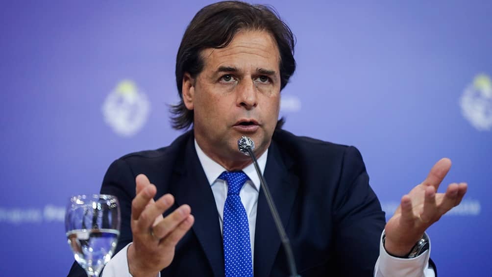 Nuevo récord de positivos diarios de COVID en Uruguay: 1.366 en 12.457&nbsp;test