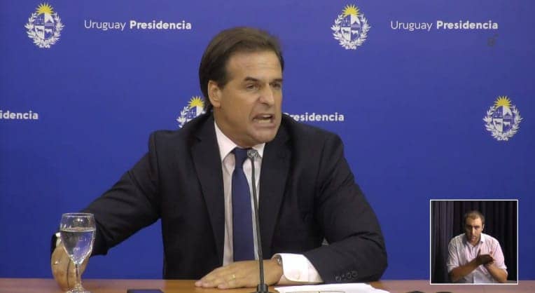 Una tensa conferencia sin medidas serias para frenar la crisis&nbsp;sanitaria