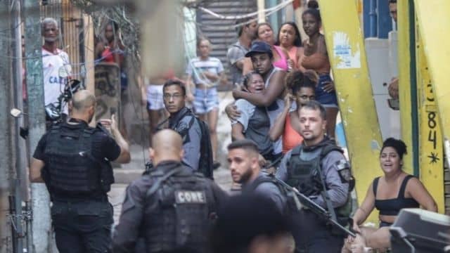 Asciende a 28 la cifra de muertos tras operación policial en favela de Río de Janeiro
