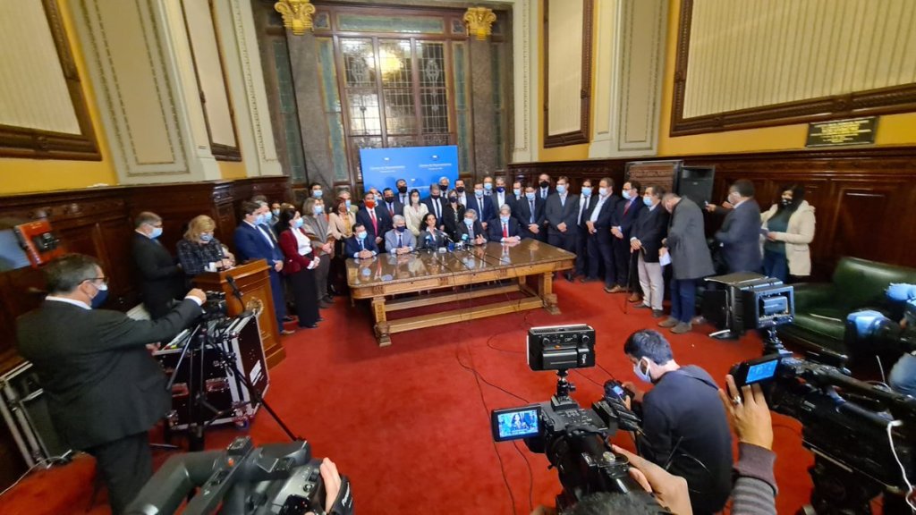 Recomiendan cuarentena a legisladores y funcionarios de economía presentes en&nbsp;interpelación