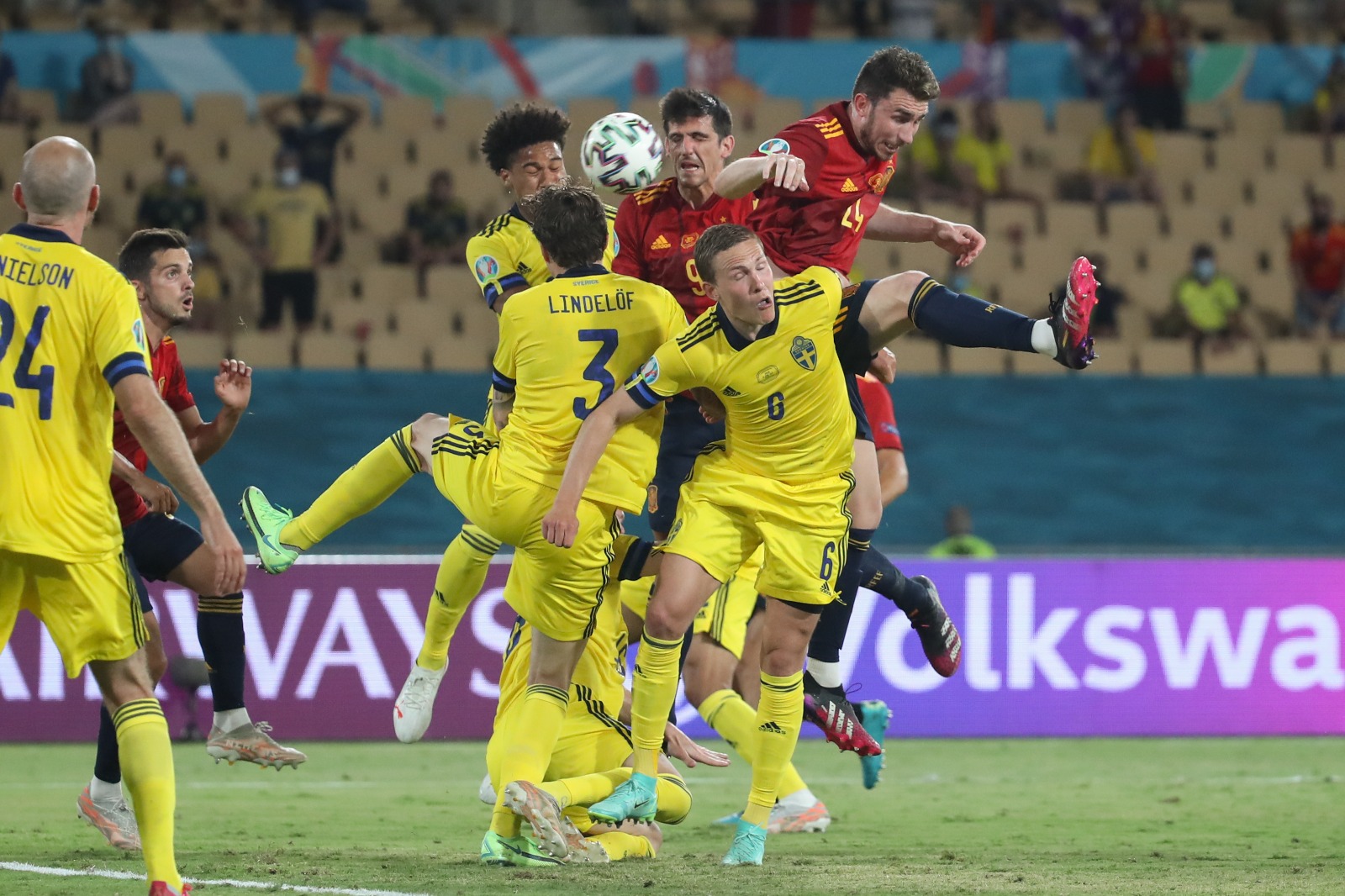 Eurocopa: Empate entre España y Suecia, y victorias de Eslovaquia y República Checa