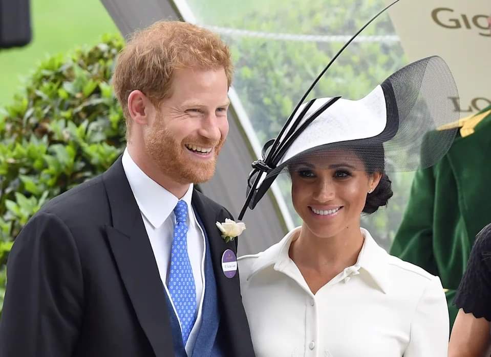 Dos tuits racistas sobre la hija de Meghan y Harry desatan una tormenta