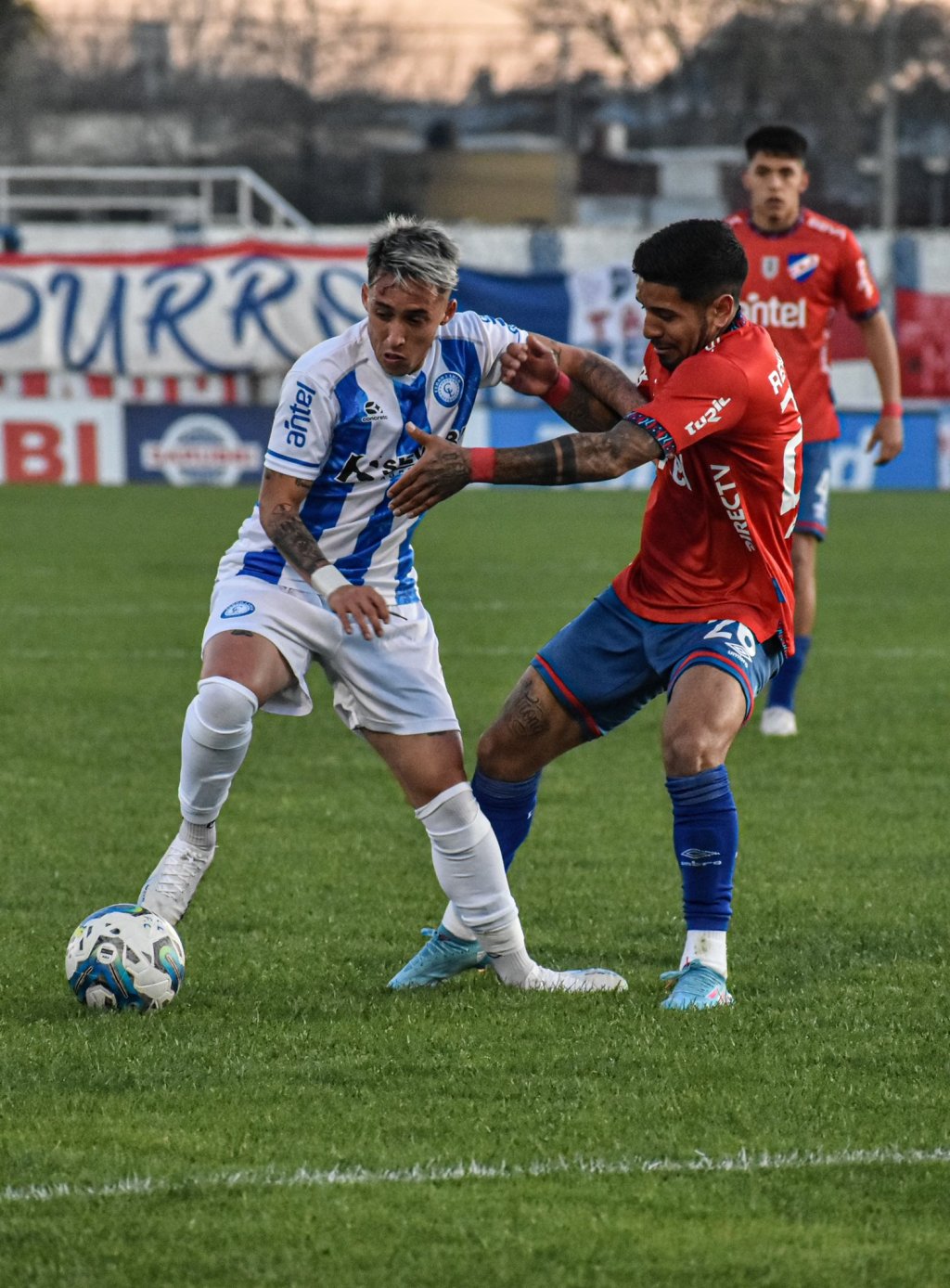 Nacional empató 2 a 2 con Cerro&nbsp;Largo