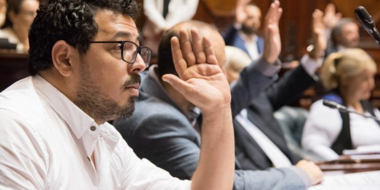 Alejandro Sánchez asume la presidencia del Senado y tomará juramento a Orsi y&nbsp;Cosse