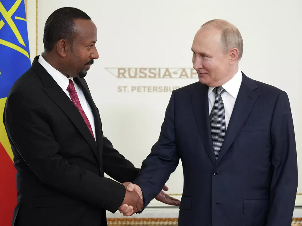 Rusia acuerda ayudar a Etiopía a reconstruir su&nbsp;armada