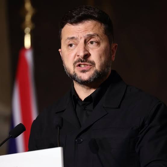 El fiscal general de Ucrania huyó en plena crisis de corrupción que golpea a Zelenski